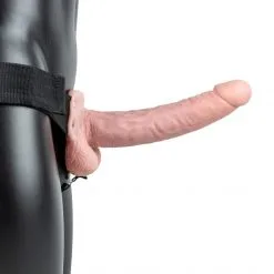 RealRock Harnais Strap-On Avec Gode Réaliste 23 Cm -Fetish bdsm boutique harnais strap on avec gode realiste 23 cm 03